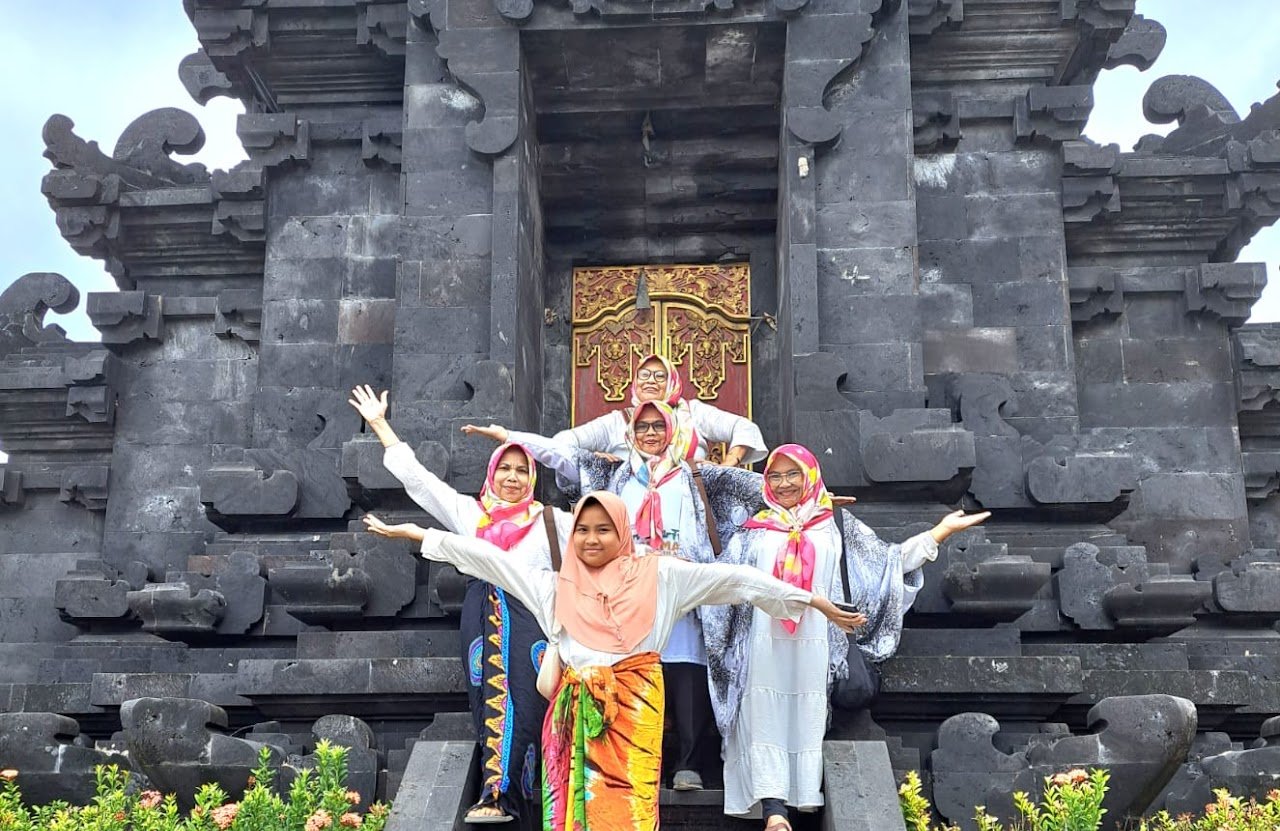 Sering Tour & Travel: Menghubungkan Impian dengan Perjalanan Nyata